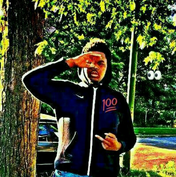 Meet your Posher, Joshua - Picture 1 of 1